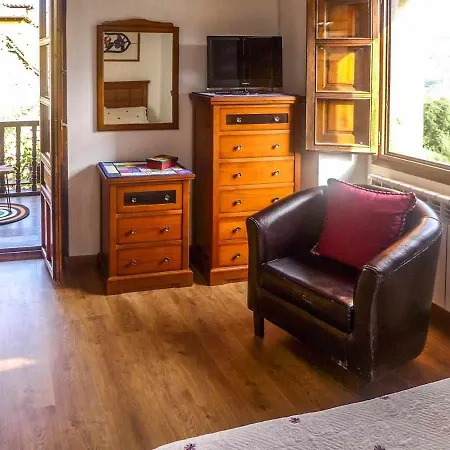 Vely 8 Personas * Abandames